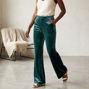 Nine West Green Velvet pants size Large